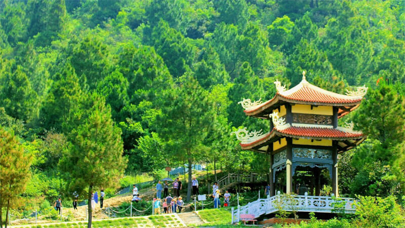vung-chua-dao-yen_3